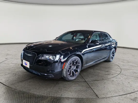 كرايسلر 300 S 2021 