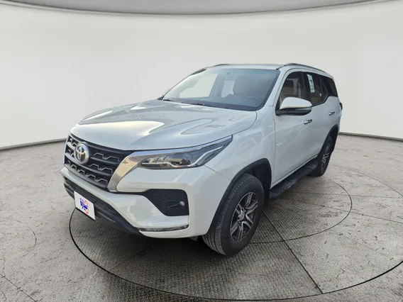 Toyota Fortuner VX 2023 دبل