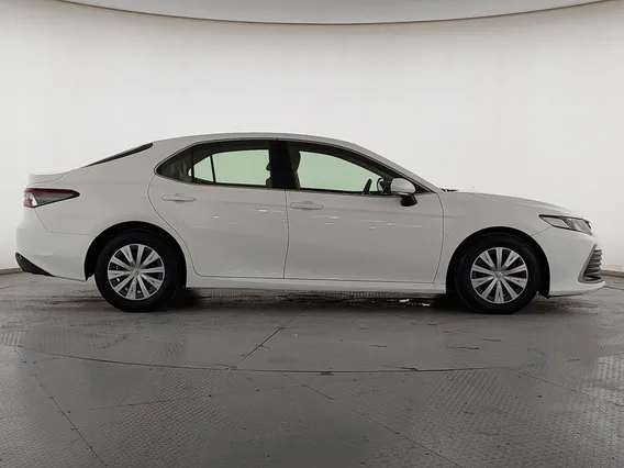 Toyota Camry  LE 2022 