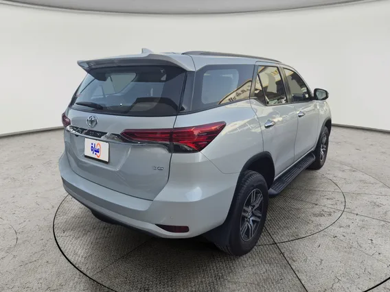 Toyota Fortuner VX 2023 دبل