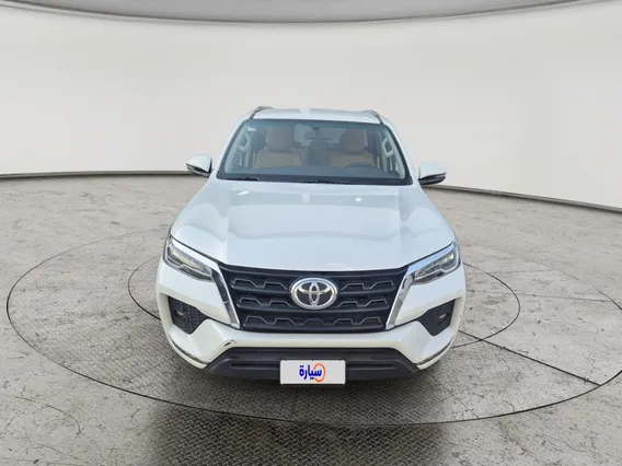 Toyota Fortuner VX 2023 دبل