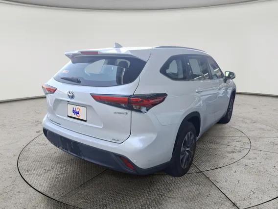 Toyota Highlander GLE 2023 