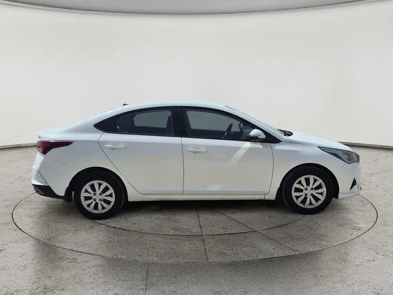 Hyundai Accent Smart 2023 
