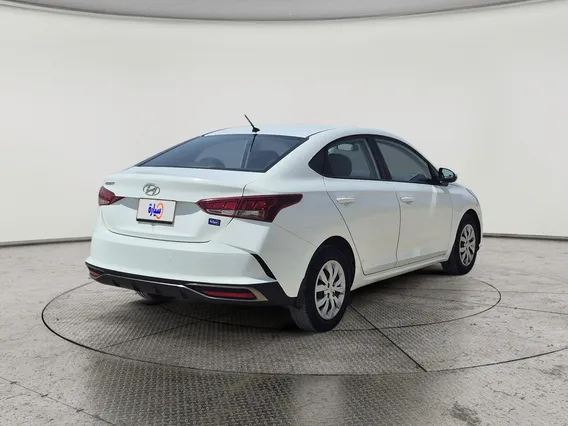 Hyundai Accent Smart 2023 