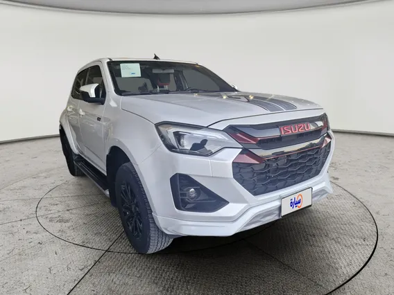 ايسوزو دي ماكس GT 2025 دبل