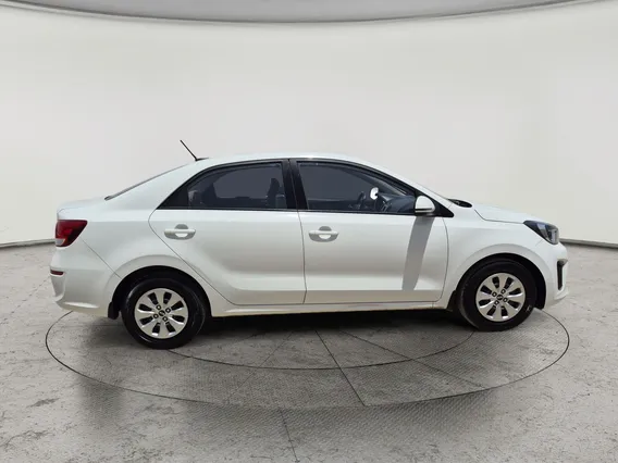 Kia Pegas GL 2025 