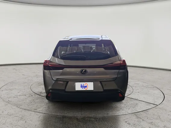 Lexus UX 200 2021 