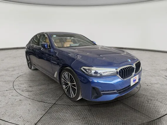 BMW 5 Series 520i 2023 