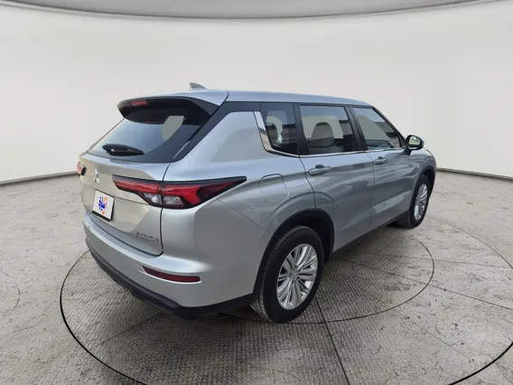 ميتسوبيشي اوتلاندر ام ال 2024 