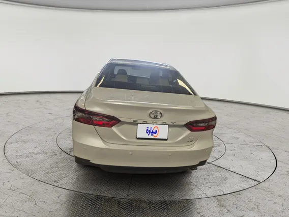 Toyota Camry  LE 2024 