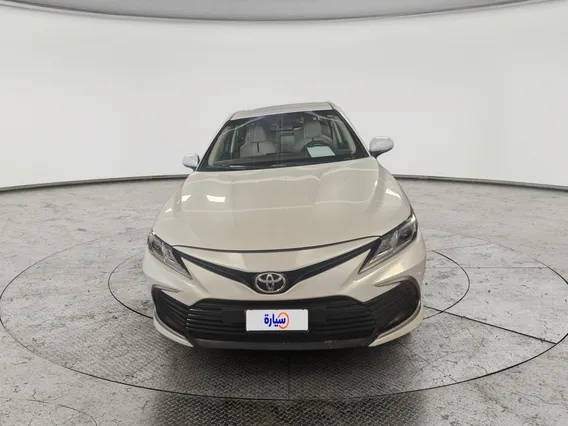 Toyota Camry  LE 2024 