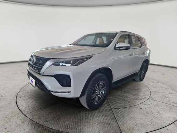 Toyota Fortuner GX 2023 دبل