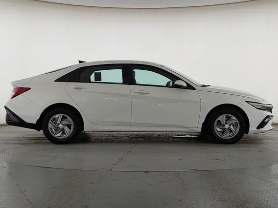 Hyundai Elantra Fleet 2025 