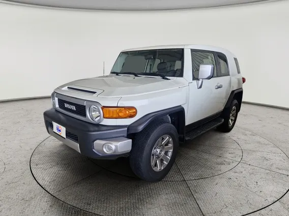 تويوتا اف جي FJ Cruiser 2023 دبل