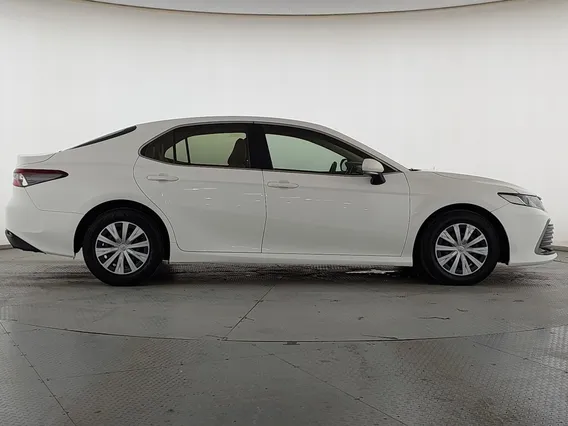 Toyota Camry  LE 2022 