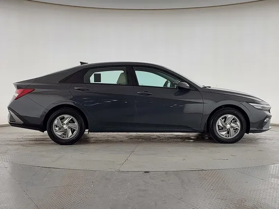 Hyundai Elantra Fleet 2025 