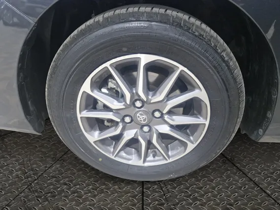 Toyota Yaris  Y 2024 