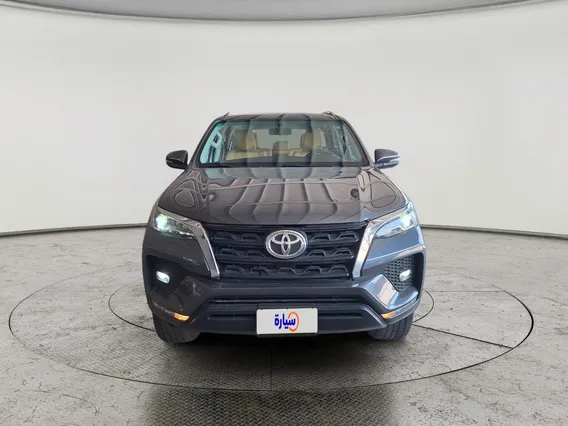 Toyota Fortuner VX 2021 دبل