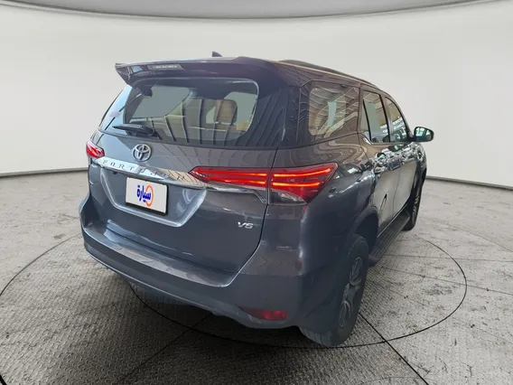 Toyota Fortuner VX 2021 دبل