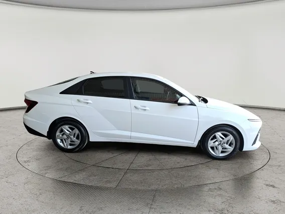 Hyundai Accent Smart 2025 