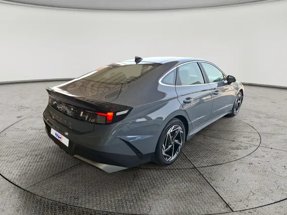 Hyundai Sonata Smart 2025 