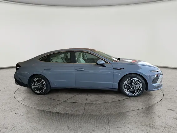 Hyundai Sonata Smart 2025 