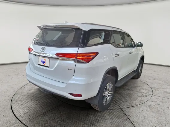 Toyota Fortuner VX 2023 دبل