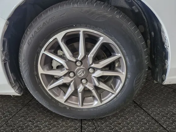 Toyota Yaris  Y 2023 