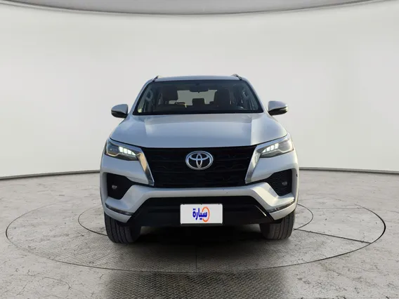 Toyota Fortuner VX 2023 دبل