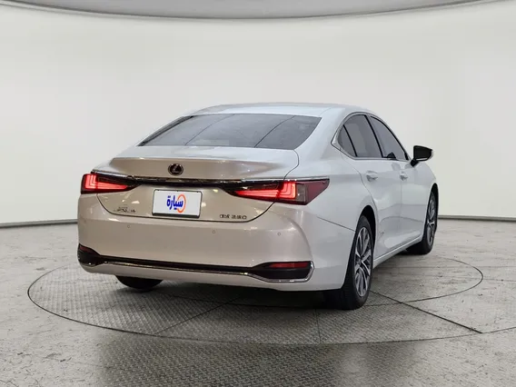 لكزس ES 250 AA Elegant 2024 