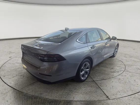 هوندا اكورد LX 2025 