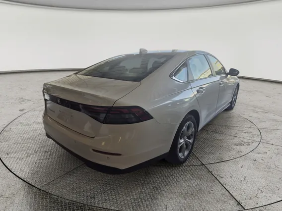 هوندا اكورد LX 2025 