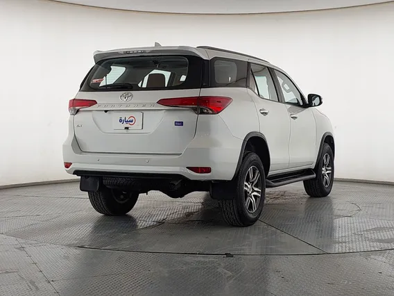 Toyota Fortuner GX2 2023 دبل