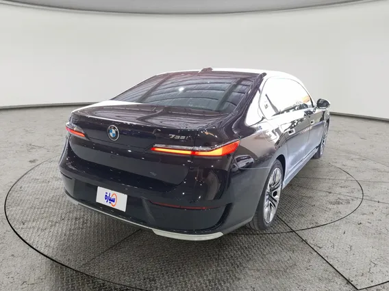 بي ام دبليو الفئة السابعة 735i 2024 