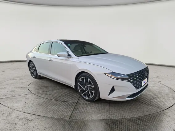 Hyundai Azera Smart Plus 2023 