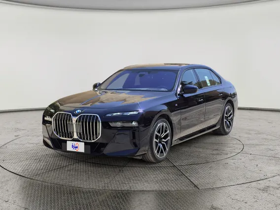 BMW 7 Series 735i 2025 