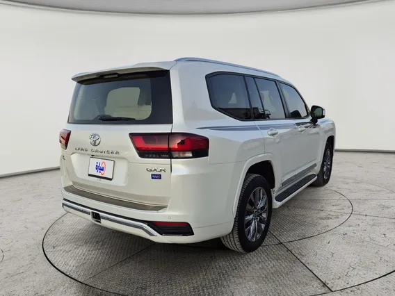 Toyota Land Cruiser GXR4 2023 دبل
