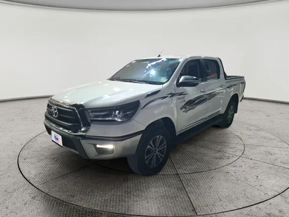 Toyota Hilux SR5 2023 دبل
