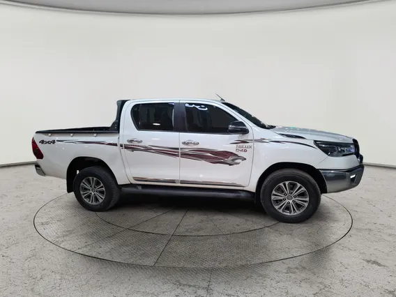 Toyota Hilux SR5 2023 دبل