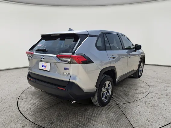 Toyota RAV4 LE HEV 2024 