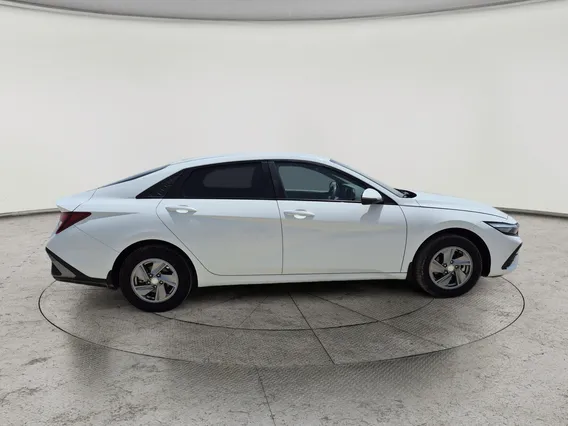 Hyundai Elantra Fleet 2025 