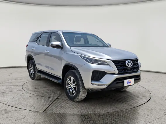 Toyota Fortuner GX 2024 