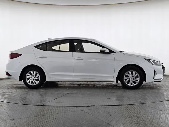 Hyundai Elantra GL 2020 