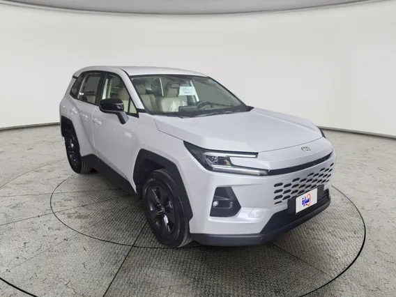Toyota RAV4 LE 2026 