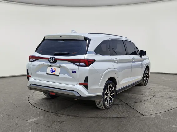 Toyota Veloz GLX 2024 