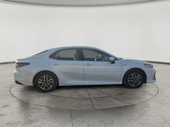 Toyota Camry  LE HEV 2023 