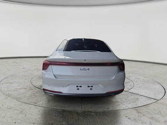 كيا K8 LX 2023 