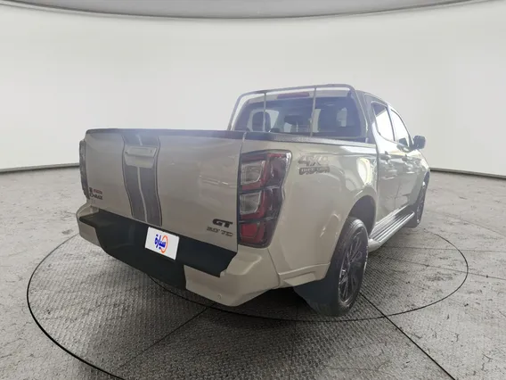 ايسوزو دي ماكس GT 2025 دبل