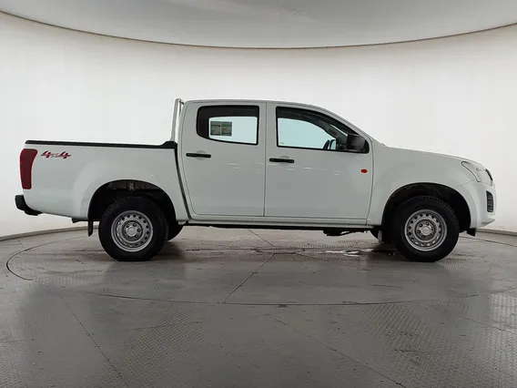 Isuzu D-max DC 4x4 Diesel 2025 دبل