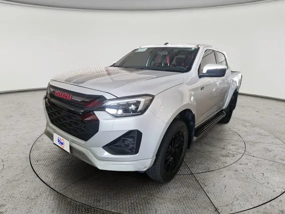 ايسوزو دي ماكس GT 2025 دبل